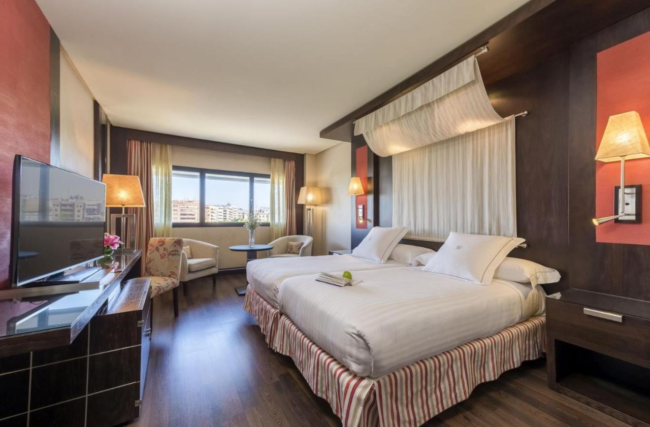 Hotel Cordoba Center Bagian luar foto