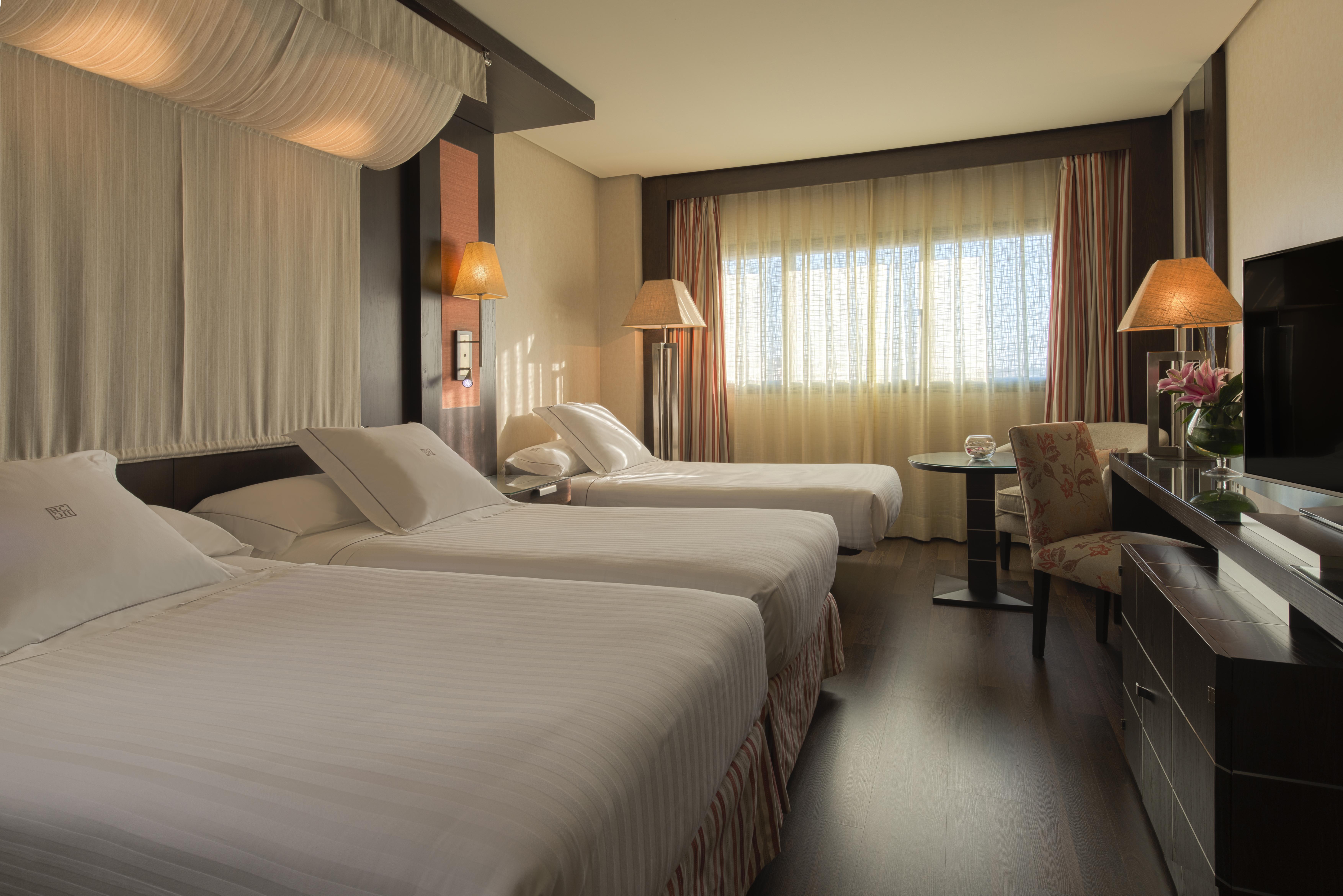 Hotel Cordoba Center Bagian luar foto