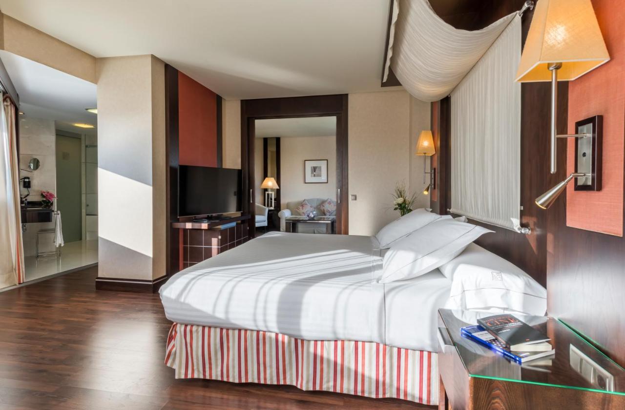 Hotel Cordoba Center Bagian luar foto